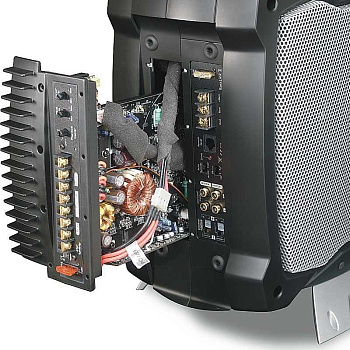 Infinity BASSLINK 4SC- Усилитель